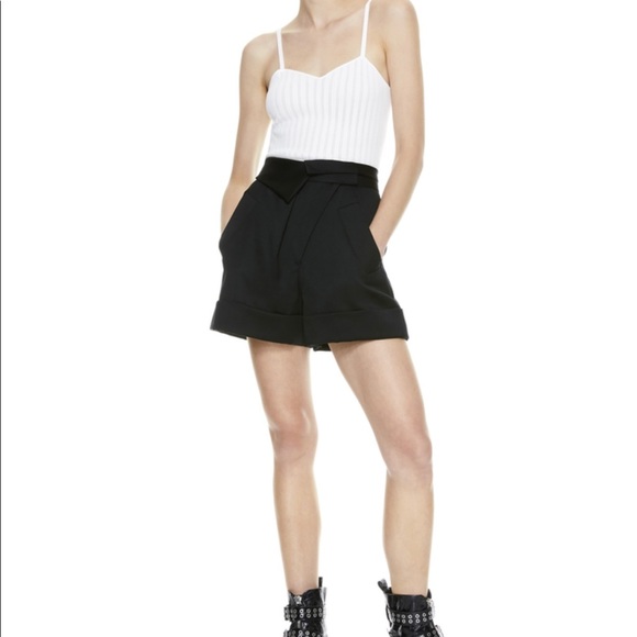 NWT Alice and Olivia CHAD ASYMMETRICAL SHORT - Picture 6 of 8